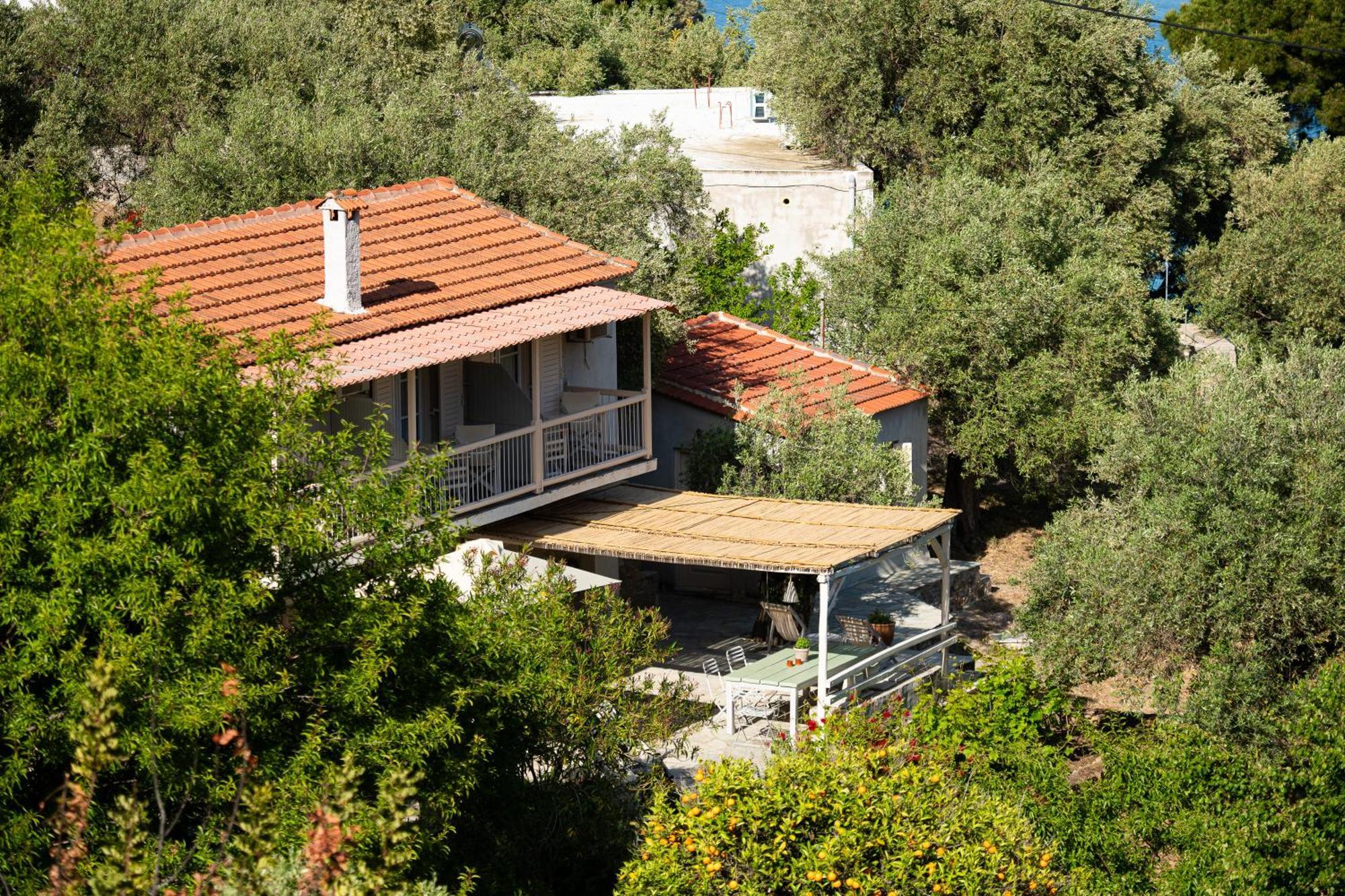 Lithea Villas And Studios By The Sea Agios Petros  Exterior photo