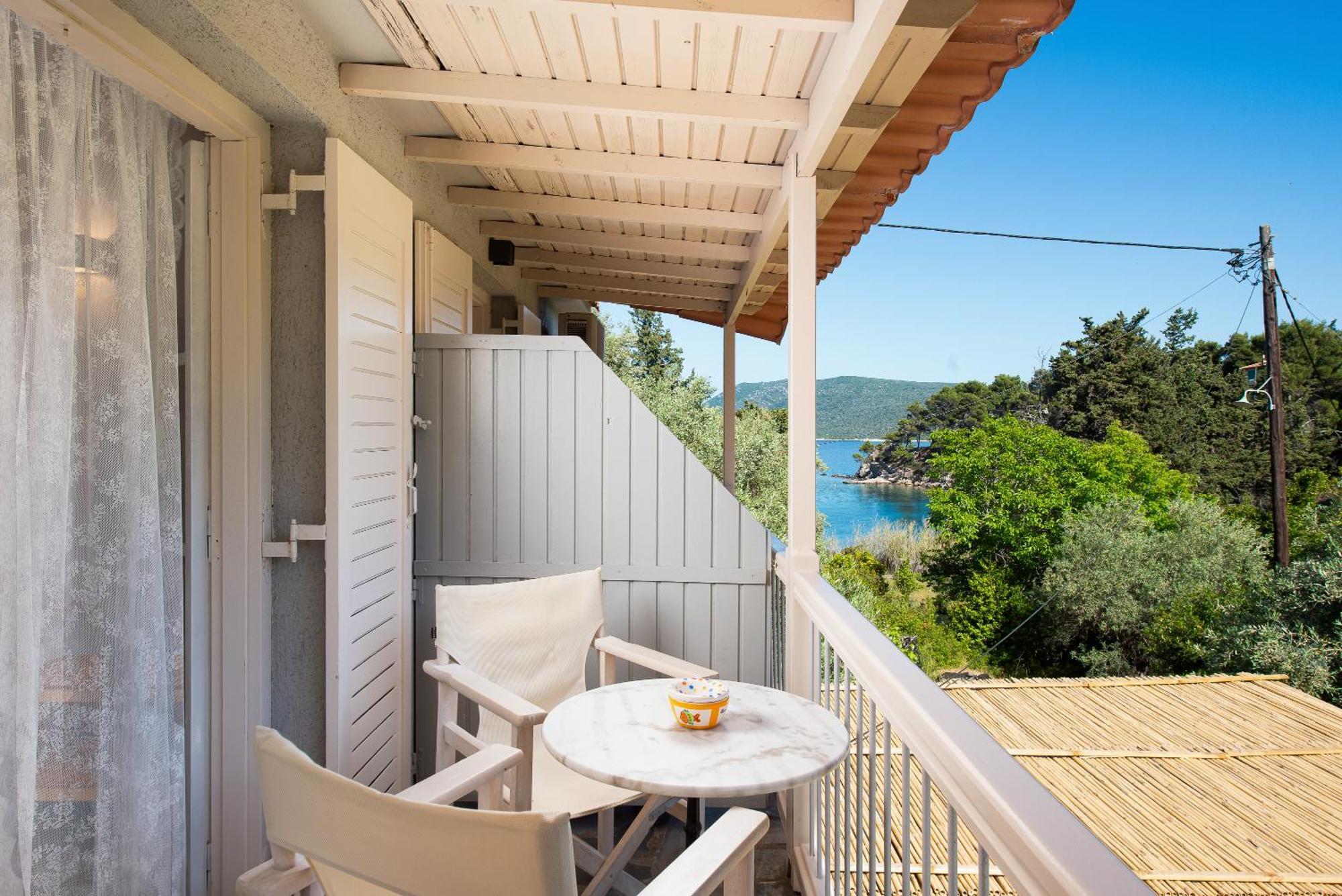 Lithea Villas And Studios By The Sea Agios Petros  Exterior photo