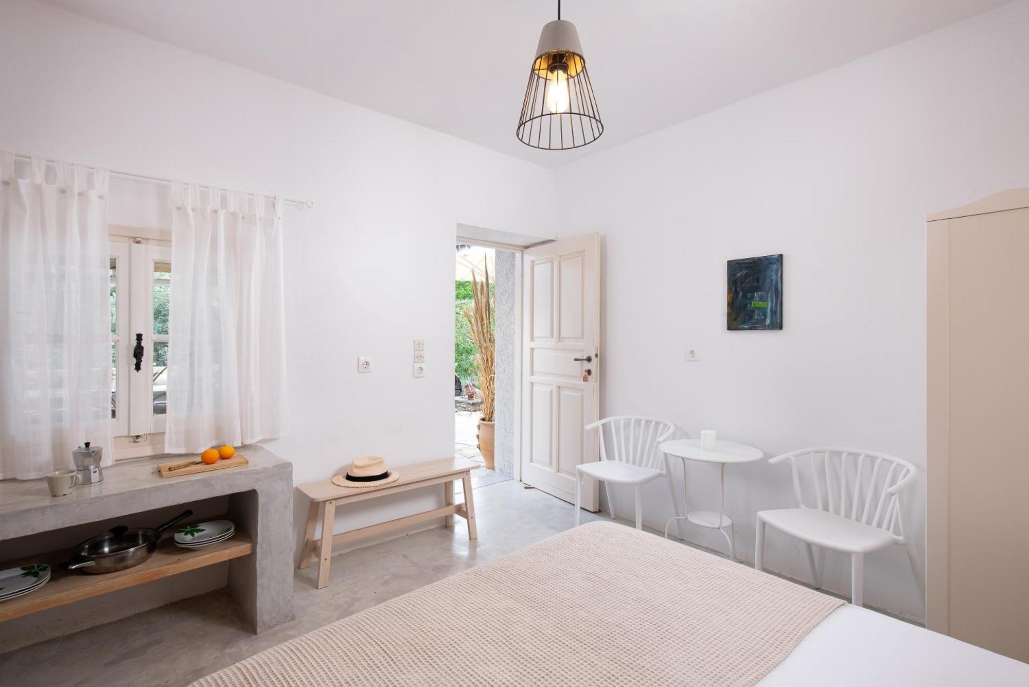 Lithea Villas And Studios By The Sea Agios Petros  Exterior photo