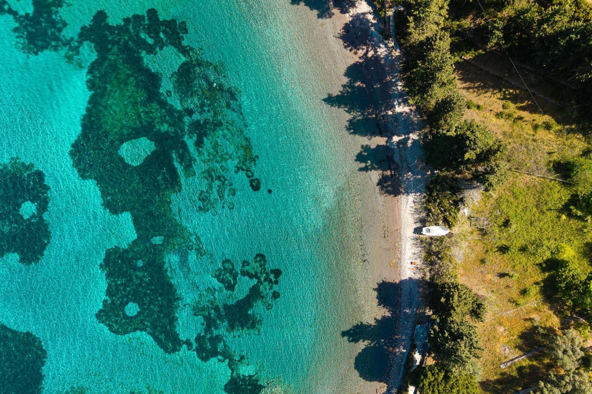 Lithea Villas And Studios By The Sea Agios Petros  Exterior photo