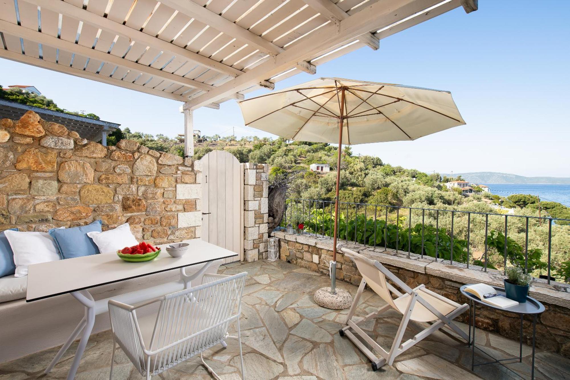 Lithea Villas And Studios By The Sea Agios Petros  Exterior photo