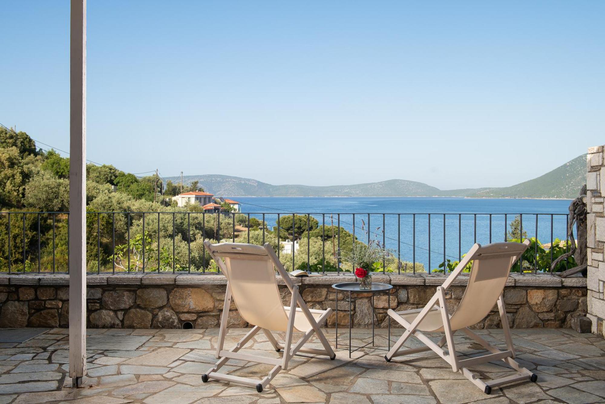 Lithea Villas And Studios By The Sea Agios Petros  Exterior photo